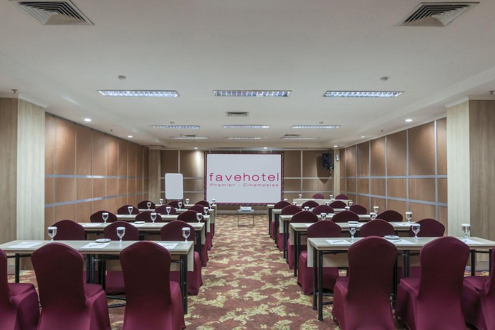 Favehotel Premier Cihampelas Bandung Kültér fotó