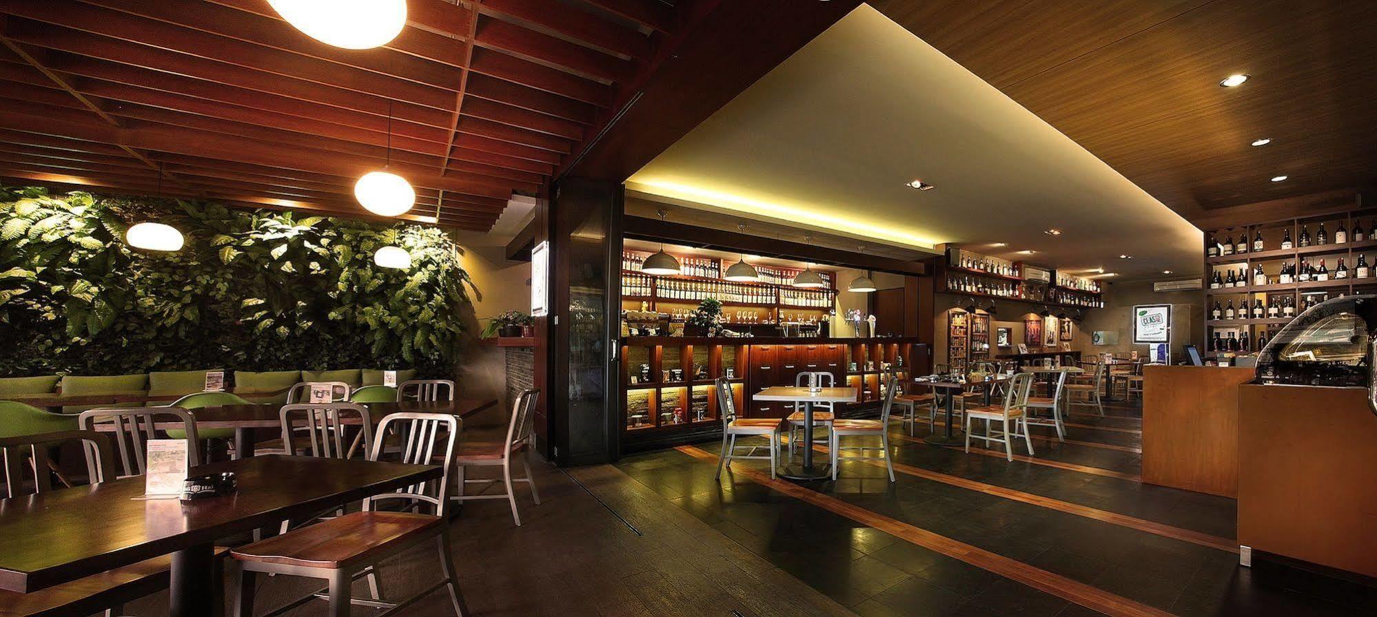 Favehotel Premier Cihampelas Bandung Kültér fotó